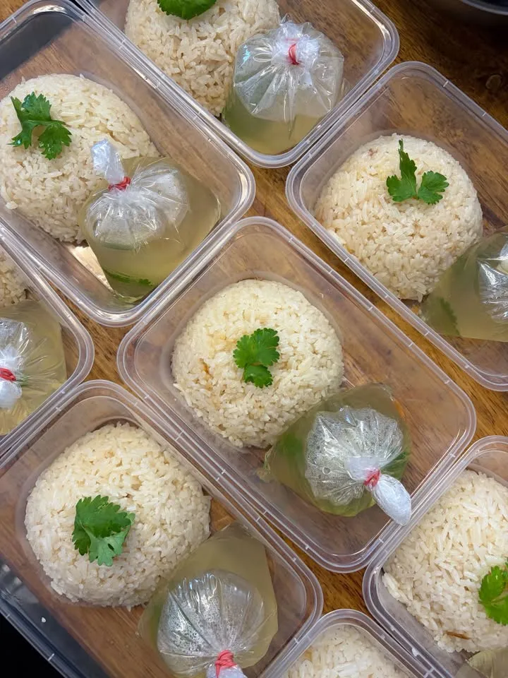 ความอร่อยของข้าวมันไก่ เริ่มต้นที่ “ข้าวมัน”