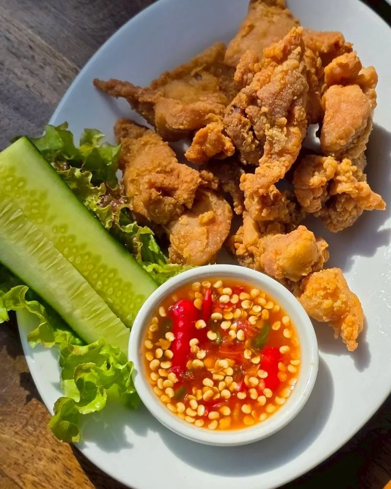 ไก่ทอดน้ำปลา